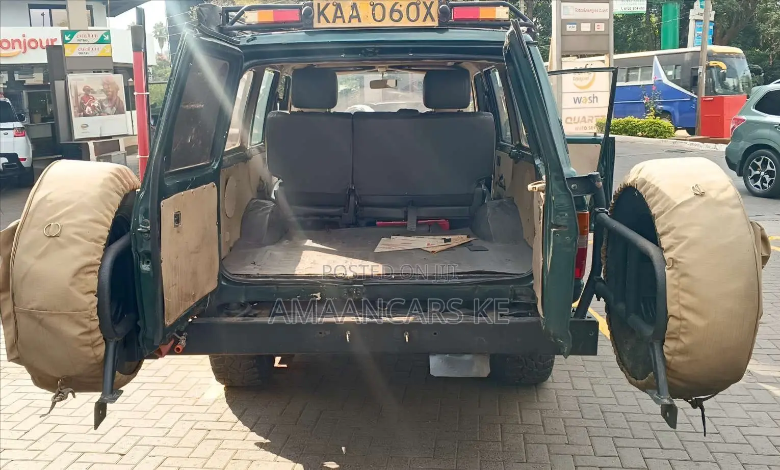 Toyota Land Cruiser 1990 Green