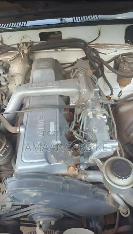 Toyota Land Cruiser 1990 Green