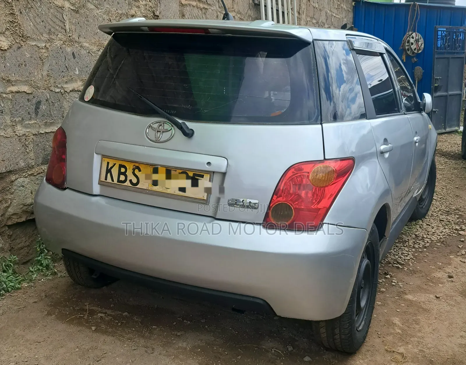 Toyota IST 2005 Silver