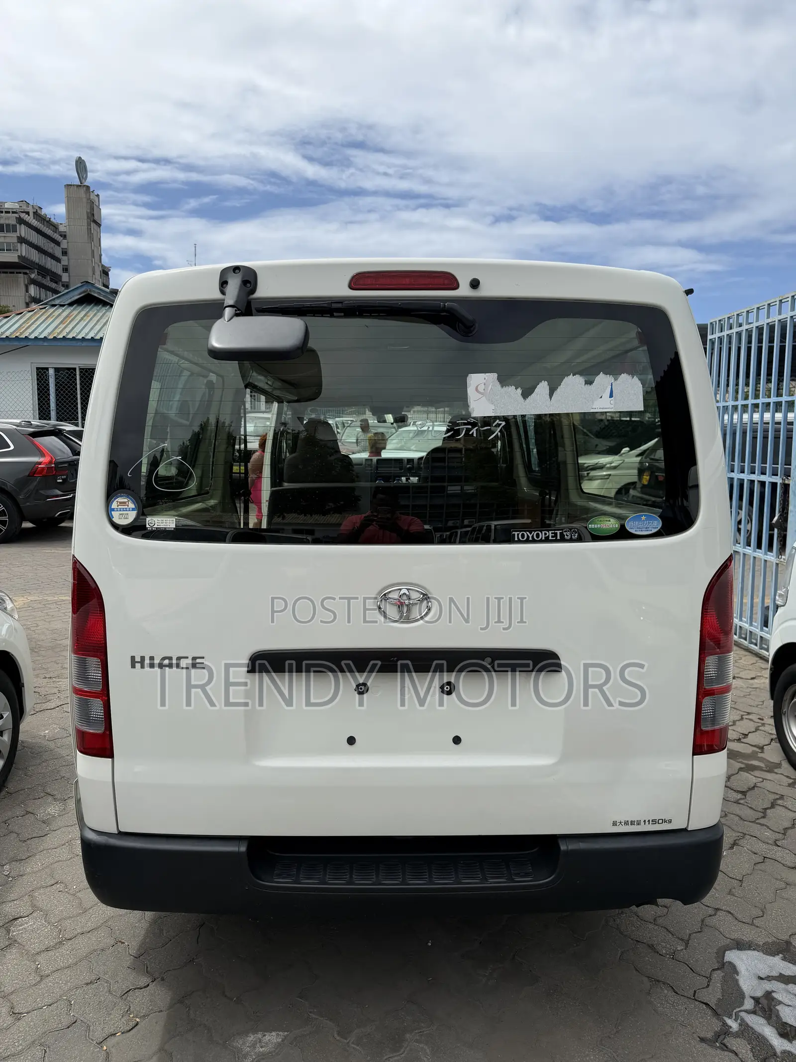 Toyota HiAce 2019 Silver