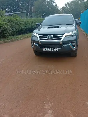 Toyota Fortuner 2016 Gray