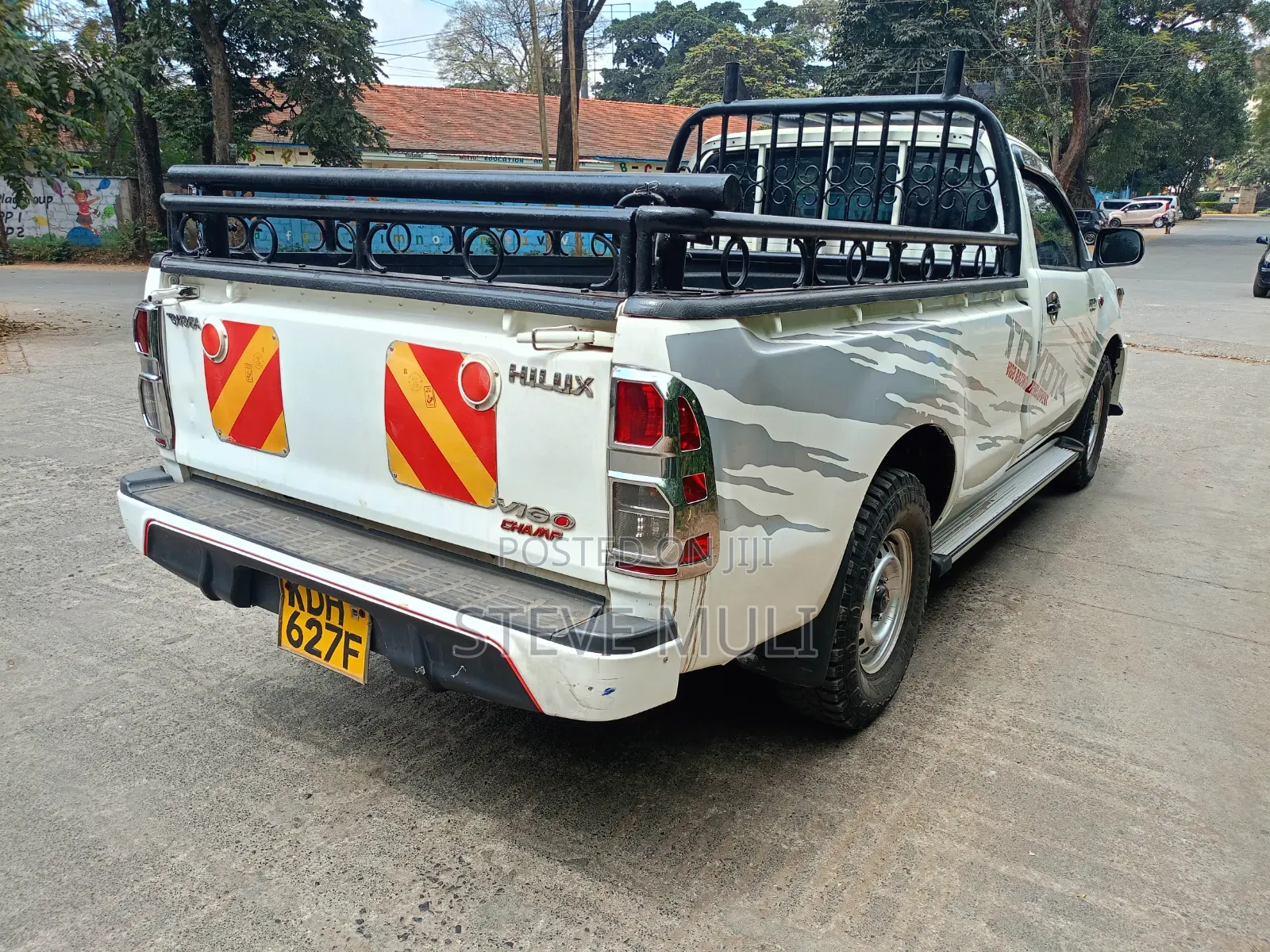 Toyota Hilux 2015 White