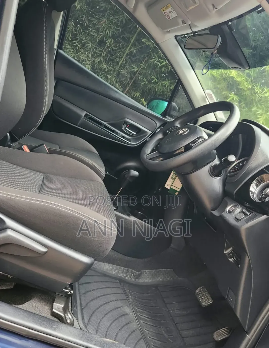 Toyota Vitz 2019 Blue