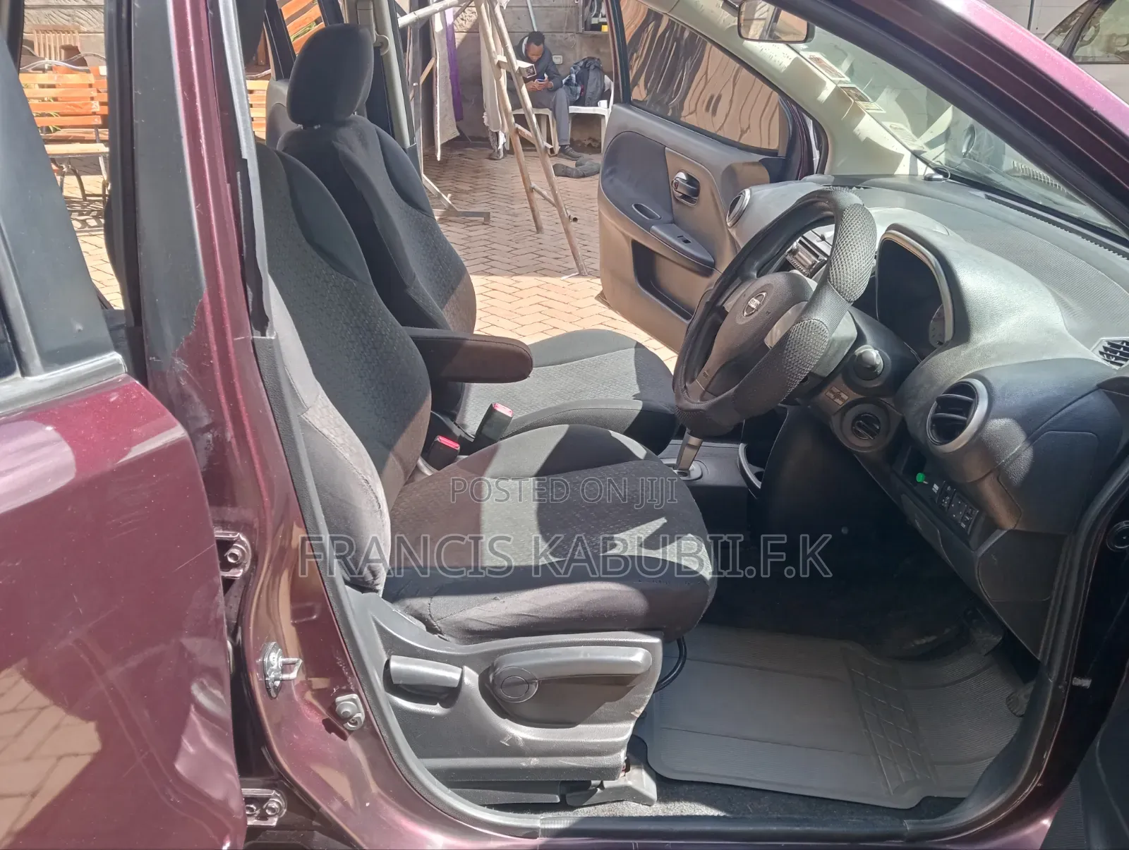 Nissan Note 2011 Red