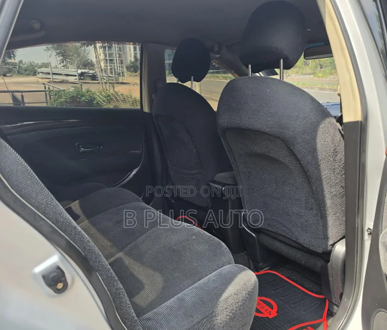Nissan Bluebird 2012 Silver