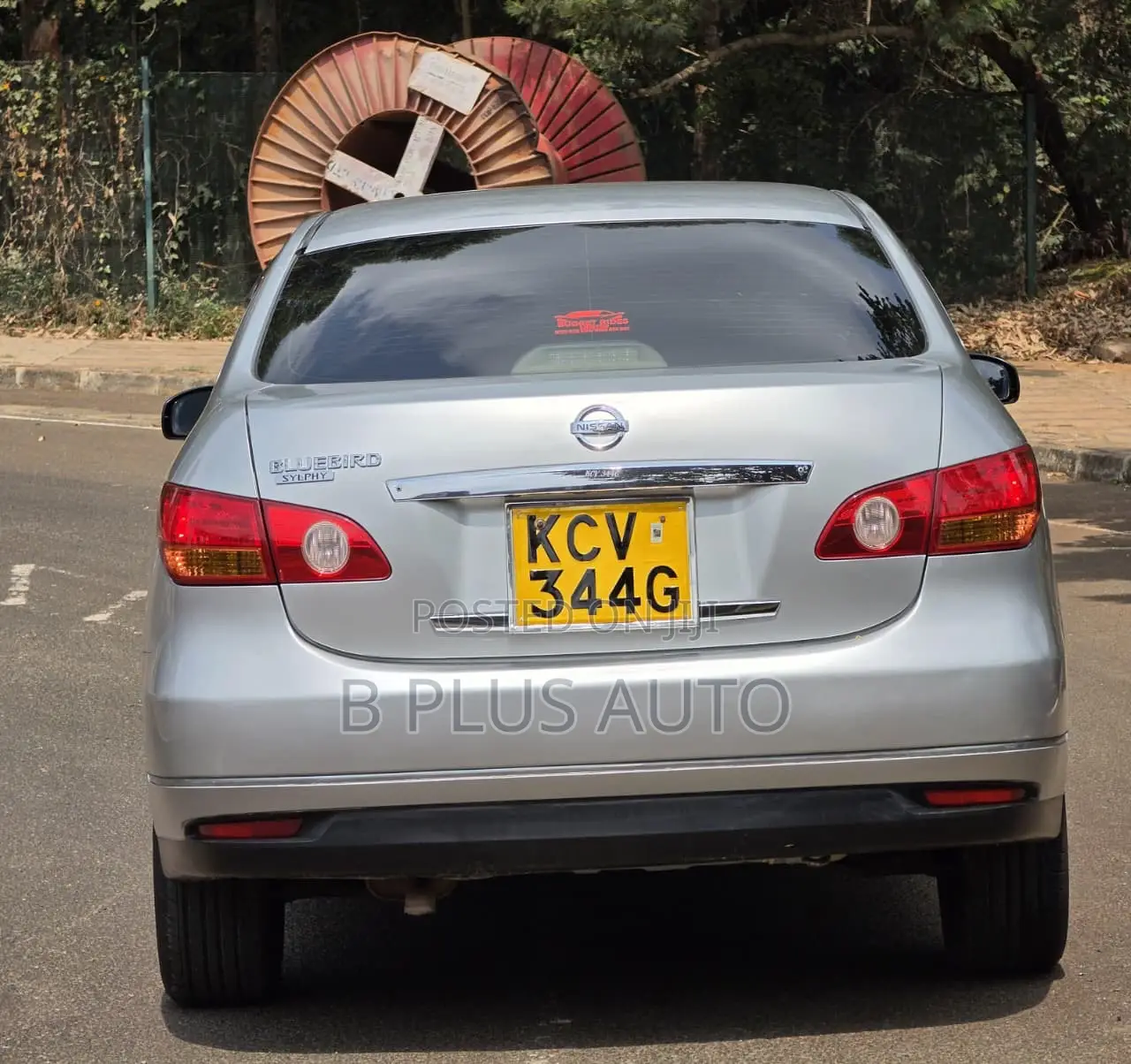 Nissan Bluebird 2012 Silver