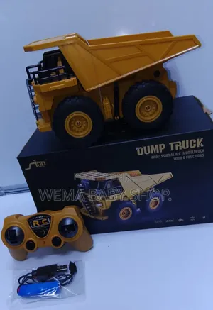 Remote-Controlled 2.4ghz Rechargeable Dumping Truck With Light Sound