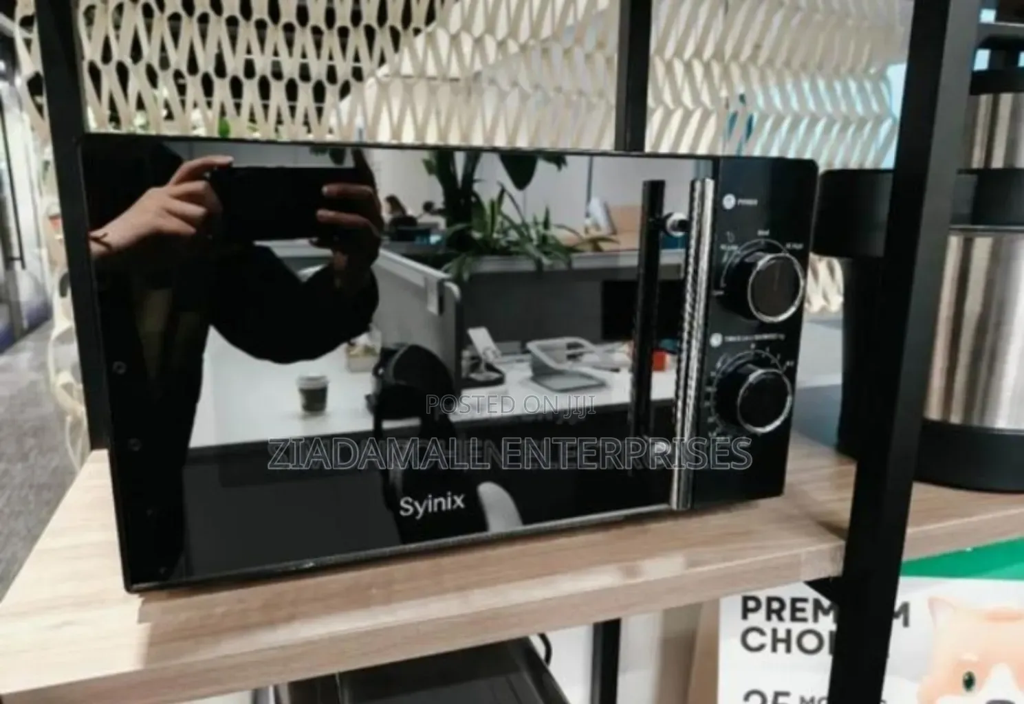 With Adjustable Knobs. Syinix Manual Microwave. 20Litres
