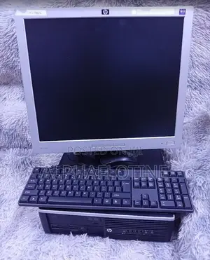 Desktop Computer HP EliteDesk 800 G3 4GB Intel Core i5 HDD 500GB
