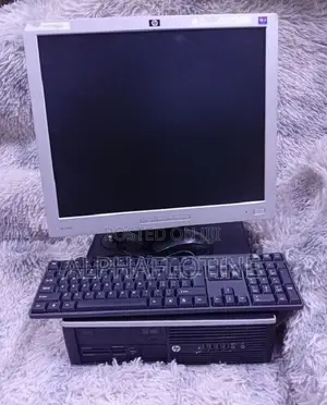 Desktop Computer HP EliteDesk 800 G3 4GB Intel Core i5 HDD 500GB