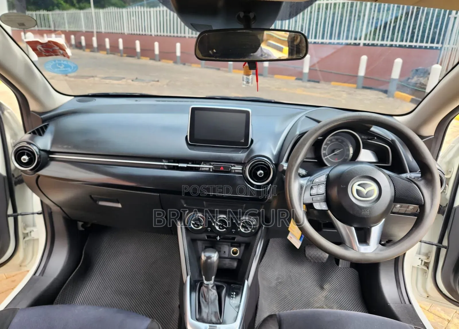 Mazda Demio 2016 Pearl