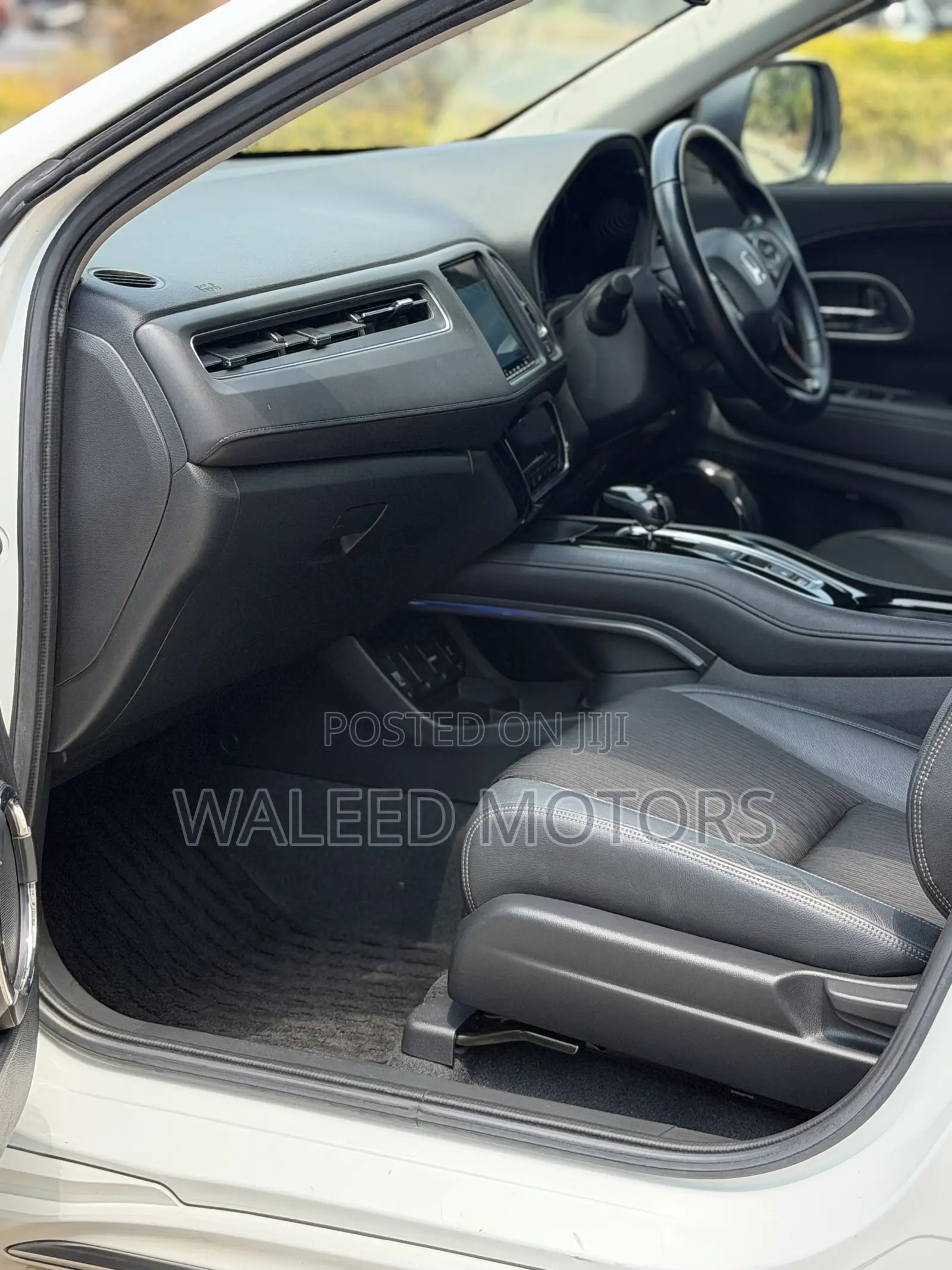Honda Vezel 1.5 Hybrid 2WD 2019 Pearl