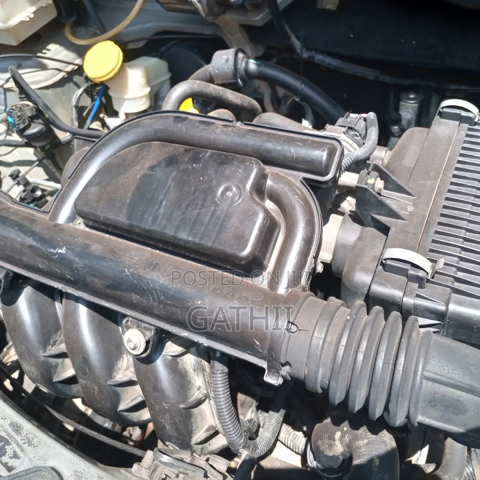 Renault 10 2012 Black