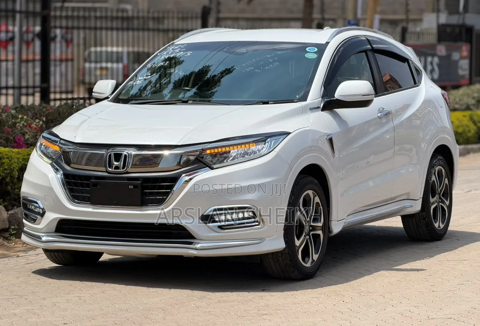 Honda Vezel 2019 White