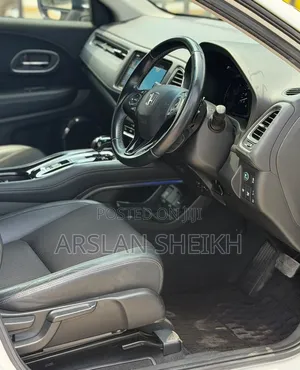 Honda Vezel 2019 White