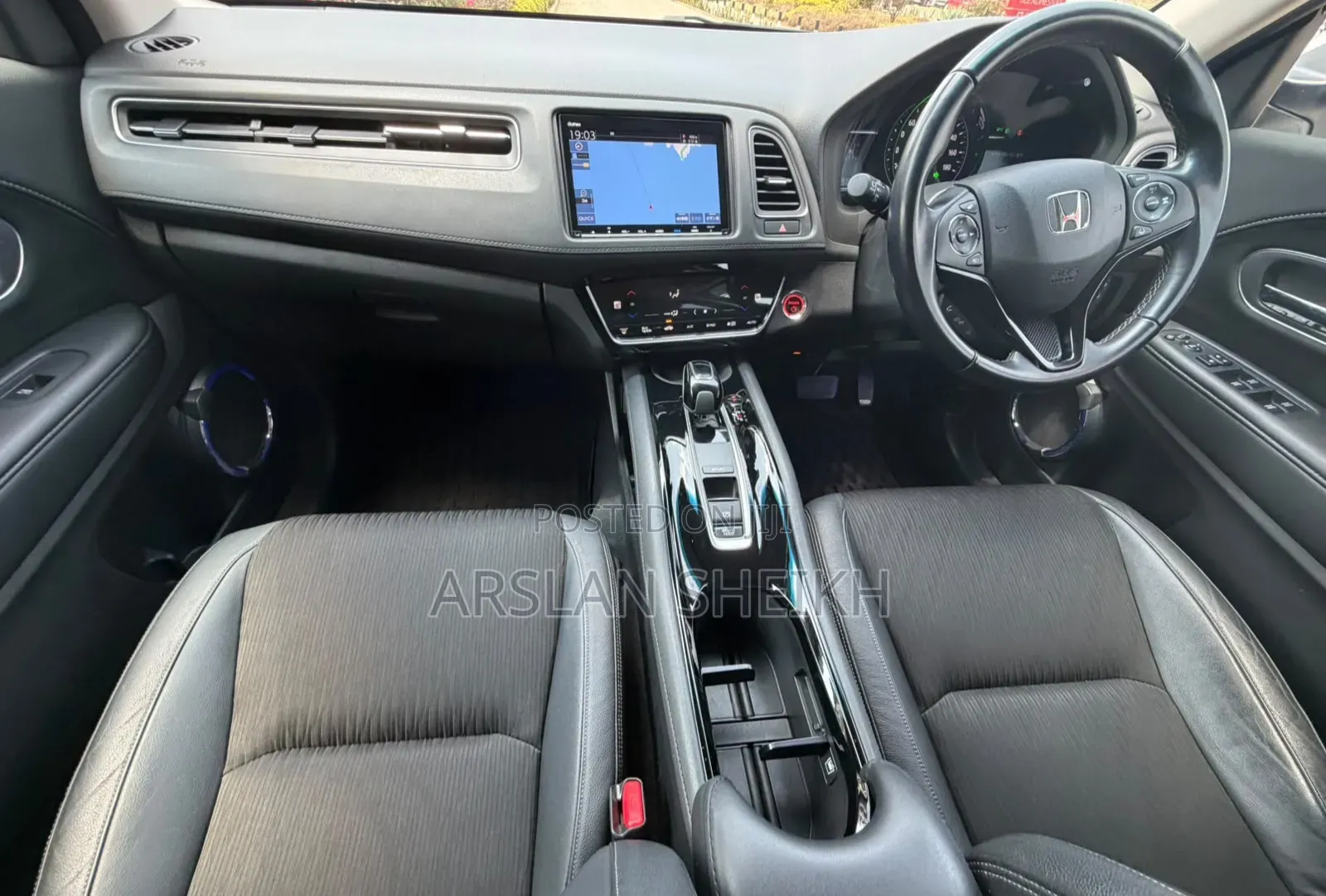 Honda Vezel 2019 White