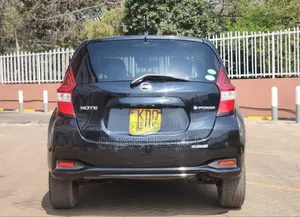 Nissan Note 2017 Black