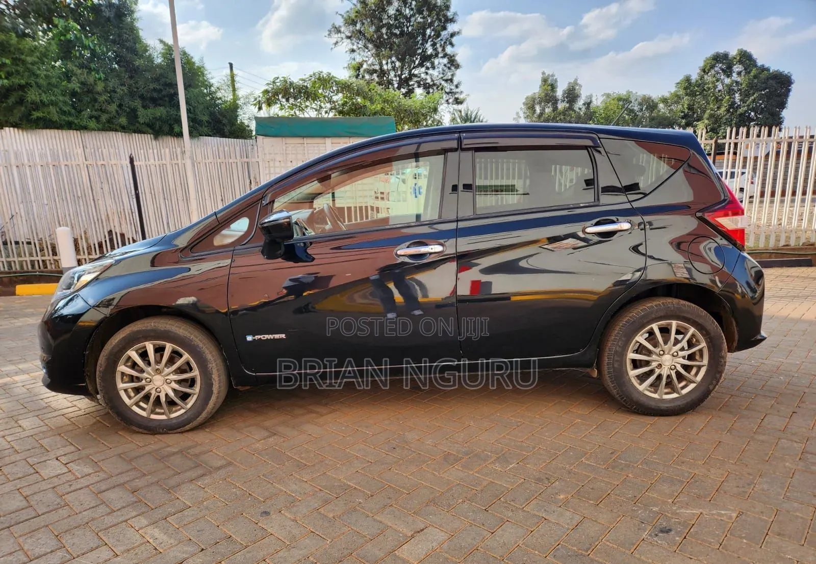 Nissan Note 2017 Black