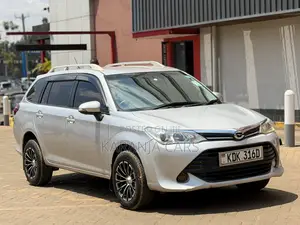 Toyota Corolla Fielder 1.5 Petrol AWD 2015 Silver