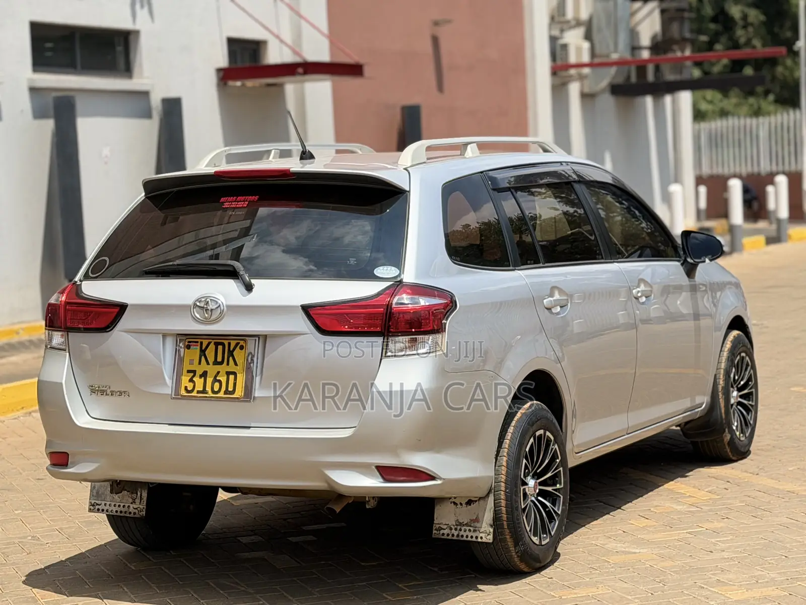 Toyota Corolla Fielder 1.5 Petrol AWD 2015 Silver