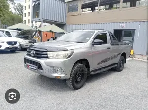 Headlens Hilux Revo 2015
