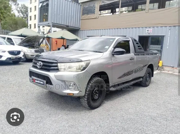 Headlens Hilux Revo 2015