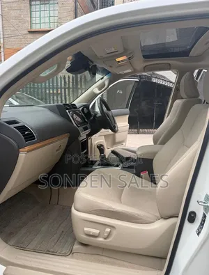 Toyota Land Cruiser Prado 2.7 2022 White