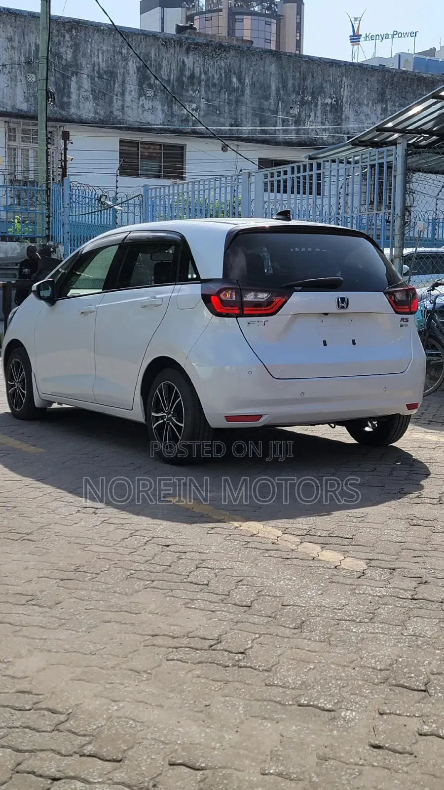 Toyota Passo 2021 White