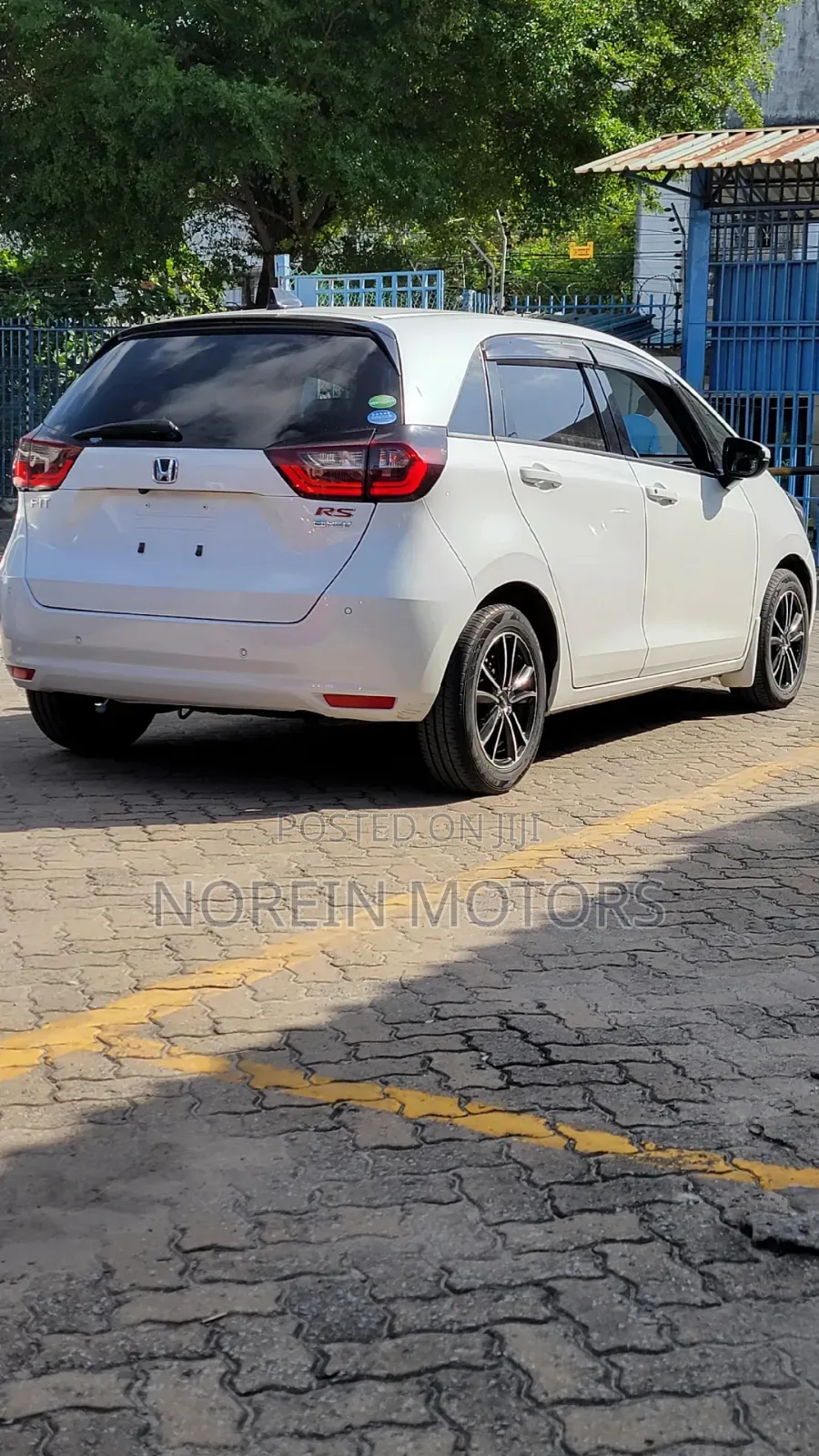 Toyota Passo 2021 White
