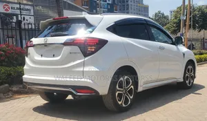 Honda Vezel 1.5 2WD 2019 White
