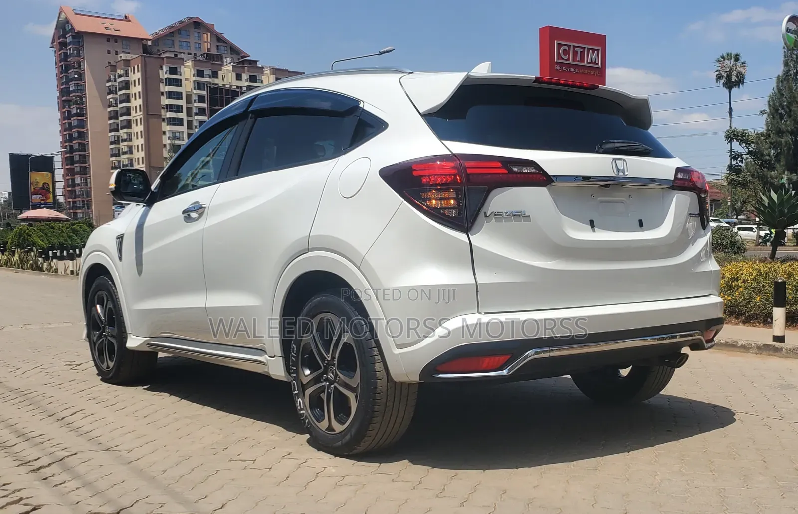 Honda Vezel 1.5 2WD 2019 White
