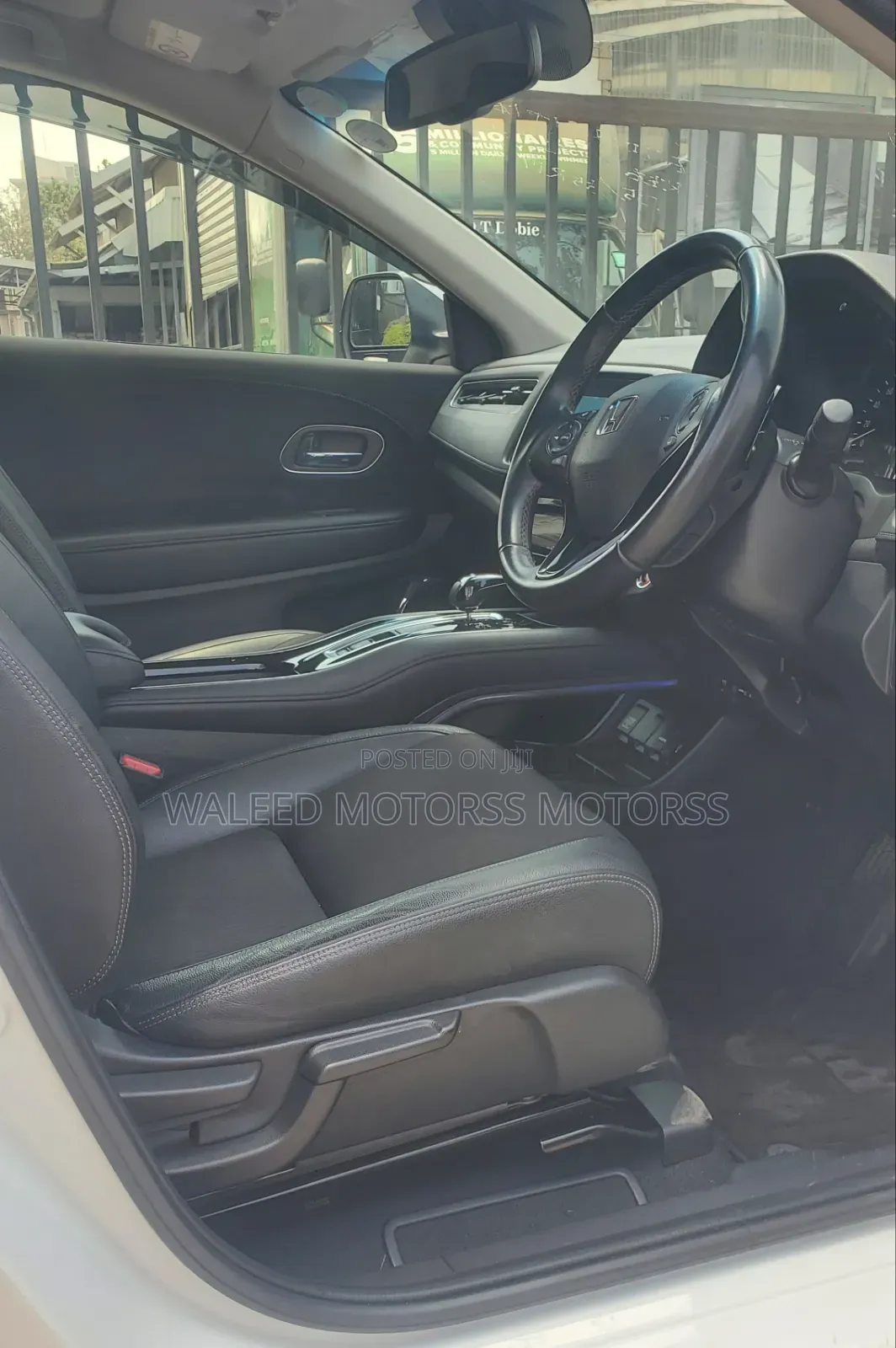 Honda Vezel 1.5 2WD 2019 White
