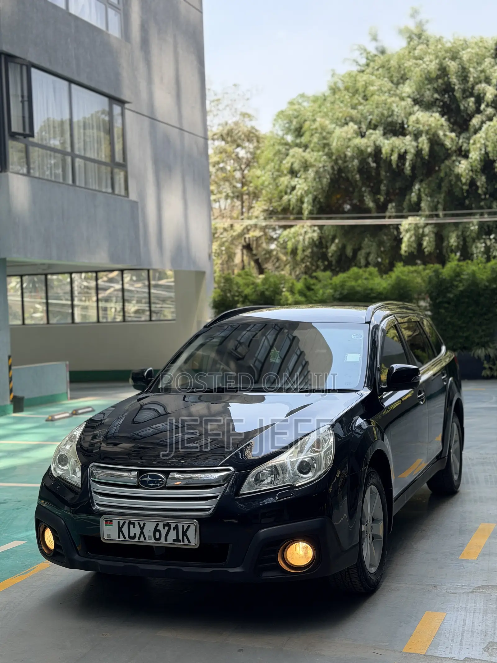 Subaru Outback 2.5i Premium 2013 Black