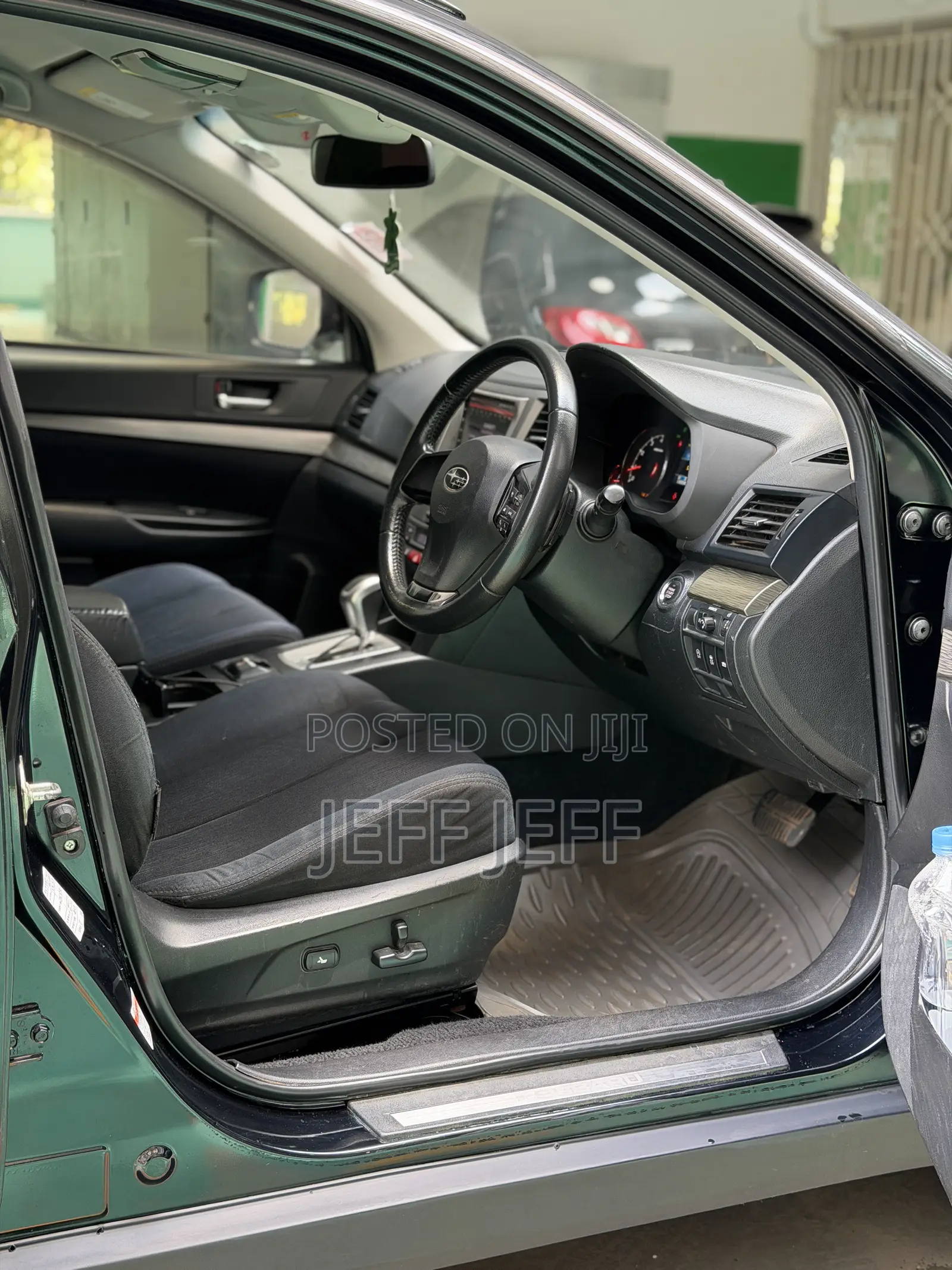 Subaru Outback 2.5i Premium 2013 Black