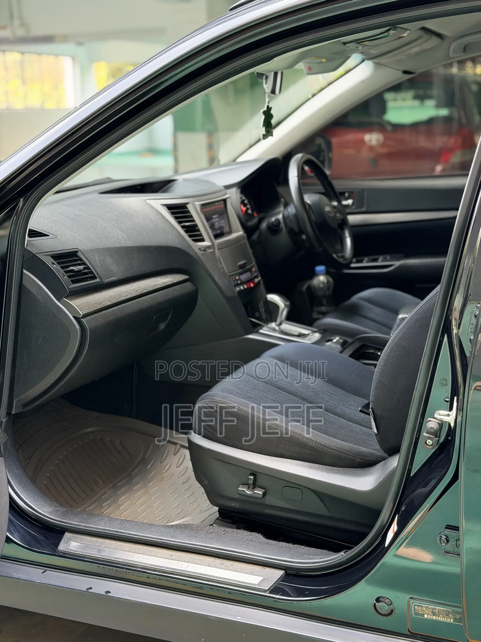 Subaru Outback 2.5i Premium 2013 Black
