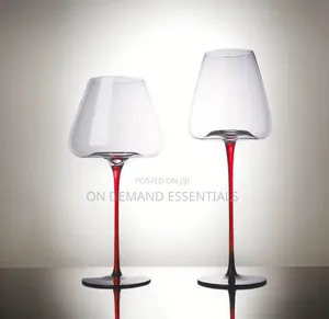600ML Red Long Stem Wine Glass!
Capacity:600mls