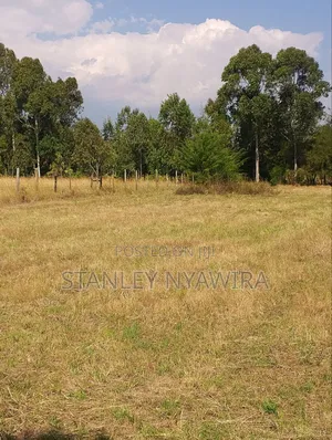 1 Acrea Behind Airstrip