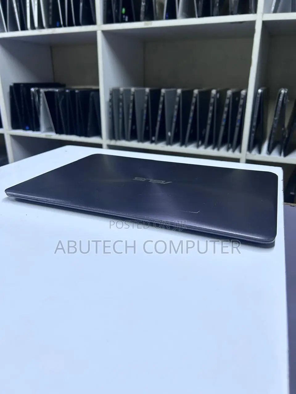 Laptop Asus 8GB Intel Core M SSD 256GB