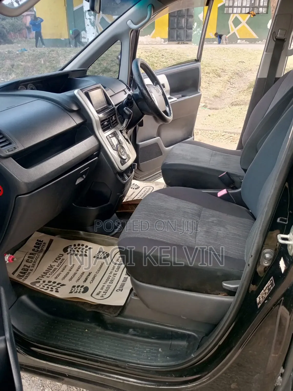 Toyota Noah 2012 Black