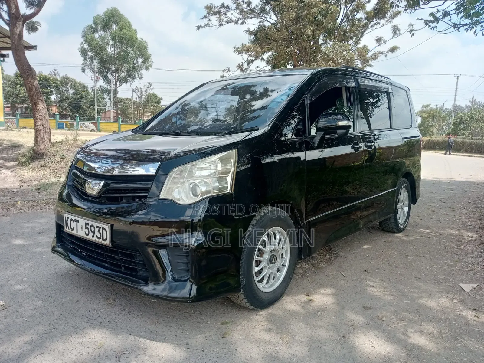 Toyota Noah 2012 Black