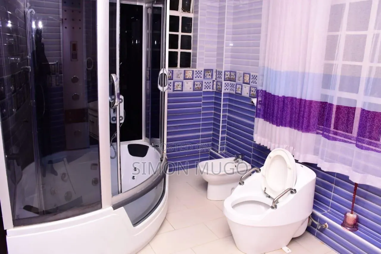 5bdrm Maisonette in Thome for sale