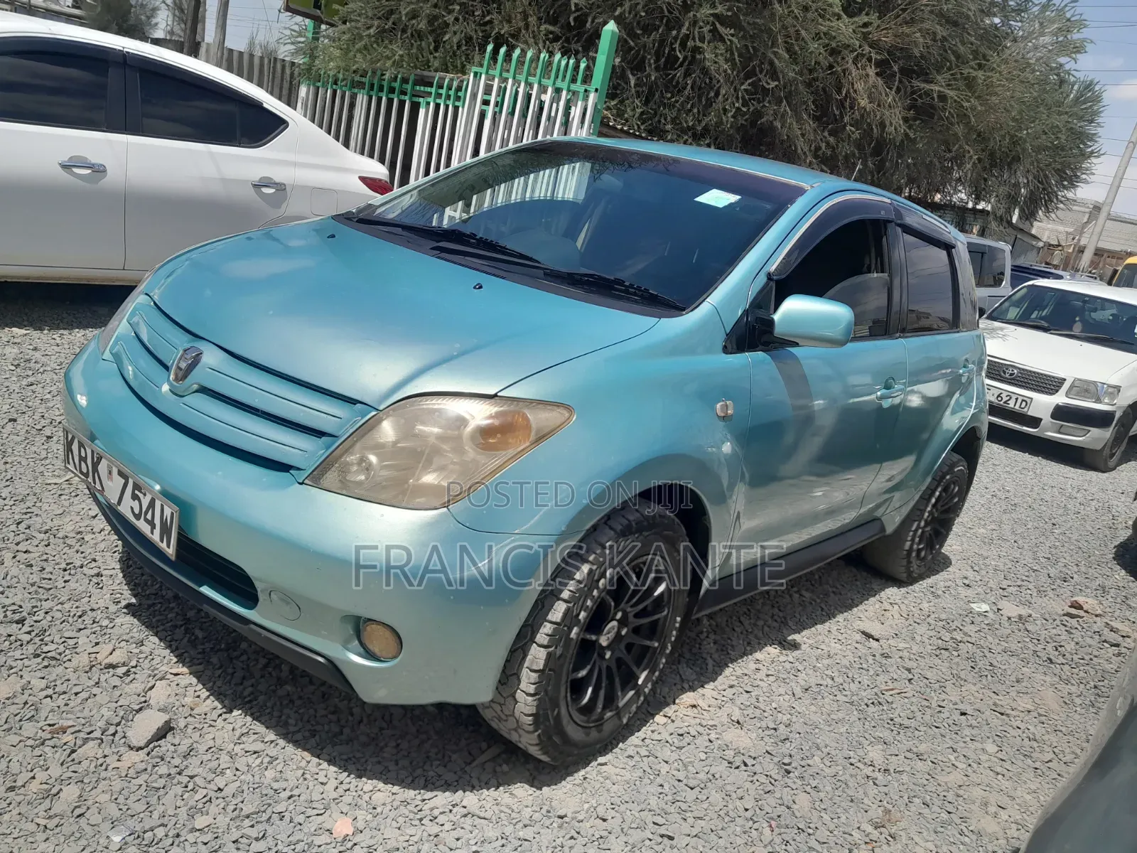 Toyota IST 2006 Green
