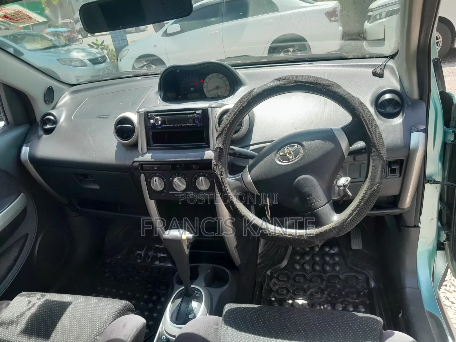 Toyota IST 2006 Green