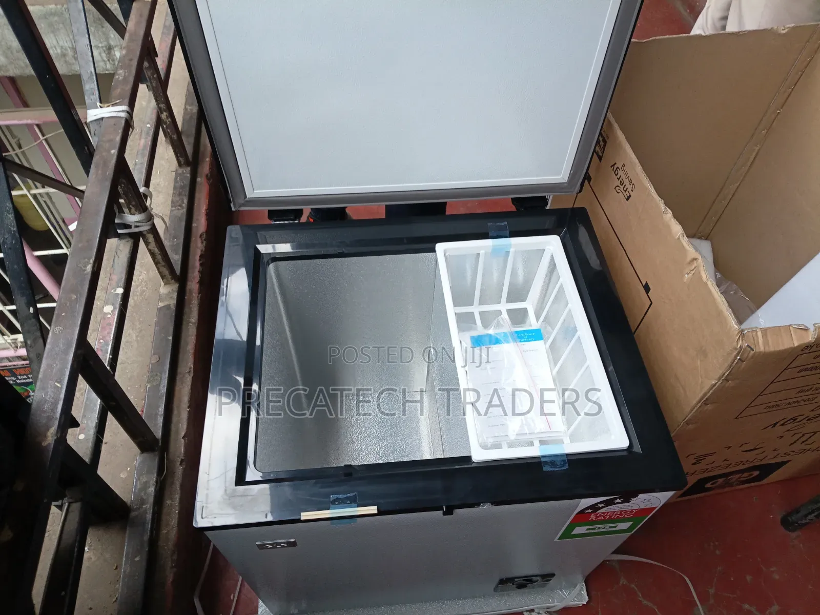 GLD 60L Chest Freezer-Energy Saving