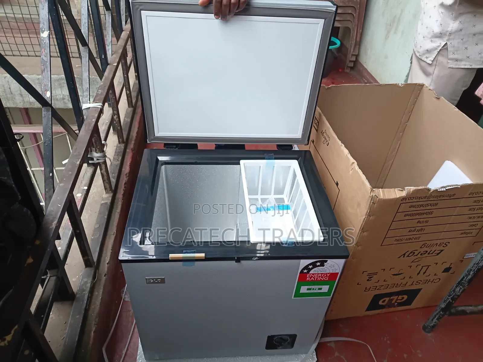 GLD 60L Chest Freezer-Energy Saving