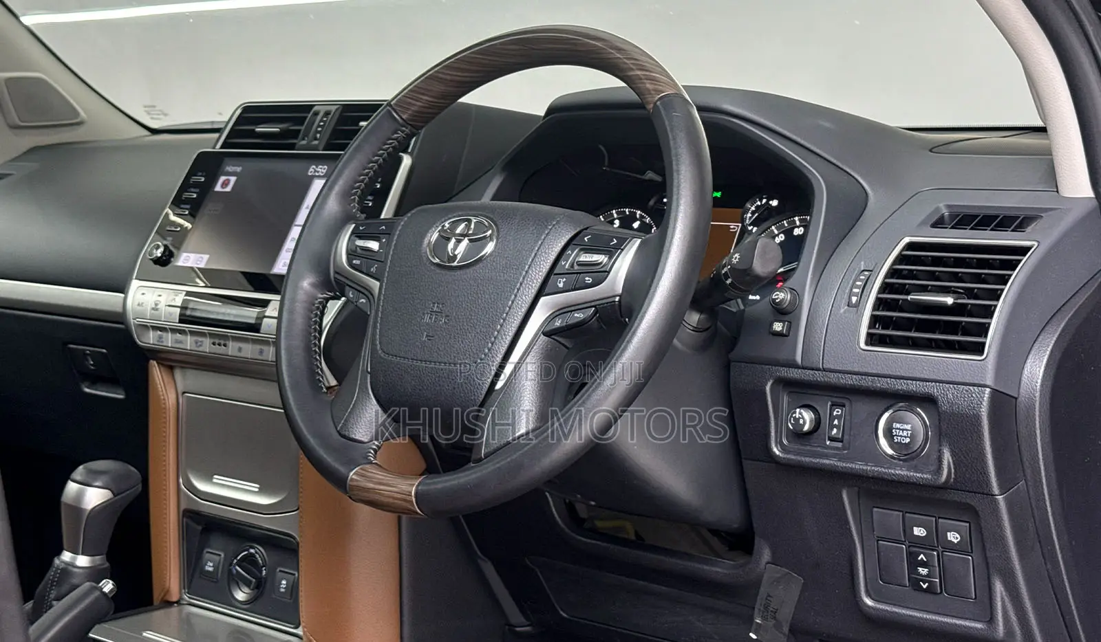 Toyota Land Cruiser Prado 2021 Black