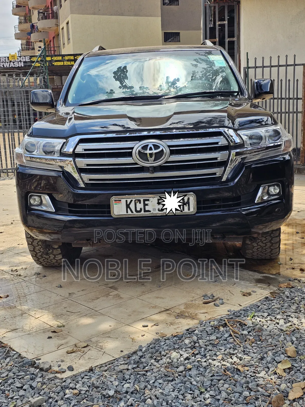 Toyota Land Cruiser 2010 Black