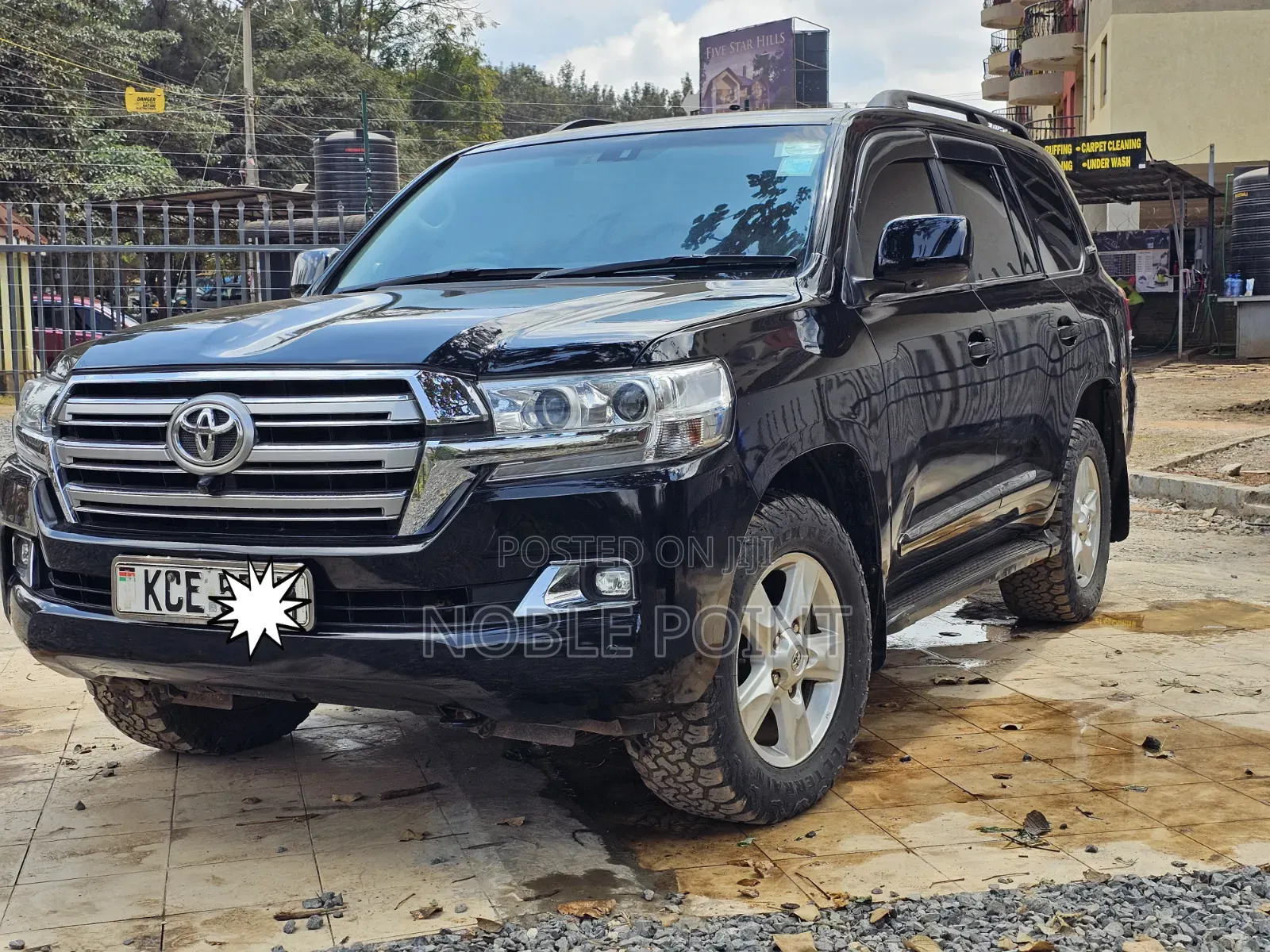 Toyota Land Cruiser 2010 Black
