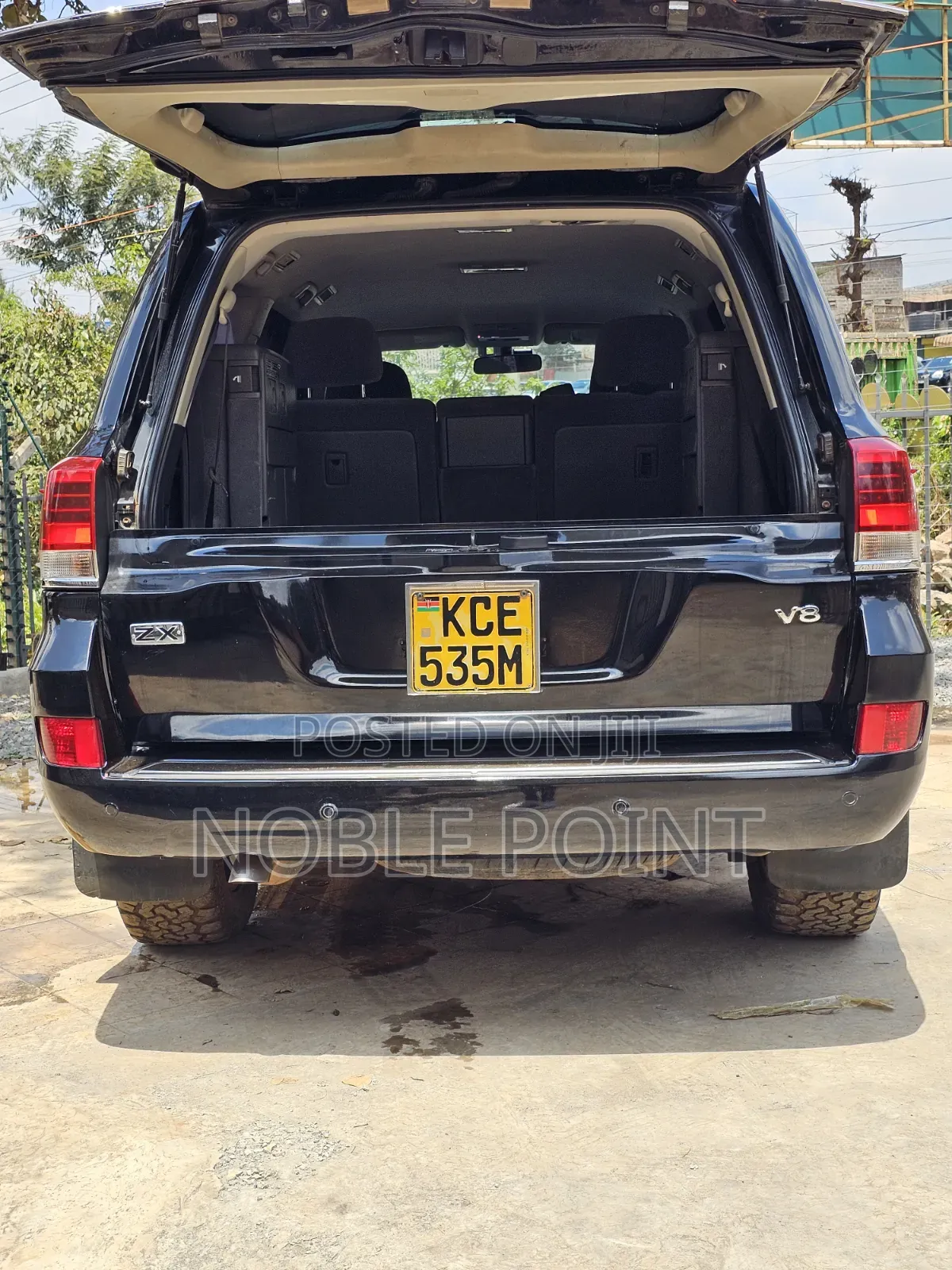 Toyota Land Cruiser 2010 Black