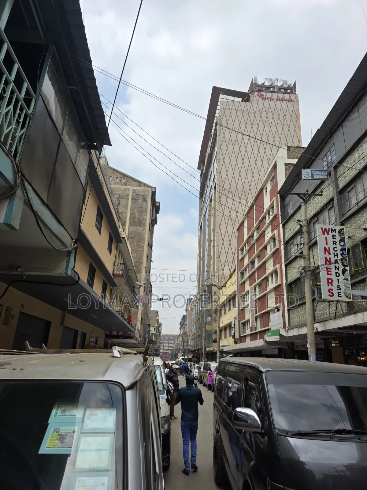 15bdrm Block of Flats in Nairobi Cbd for sale